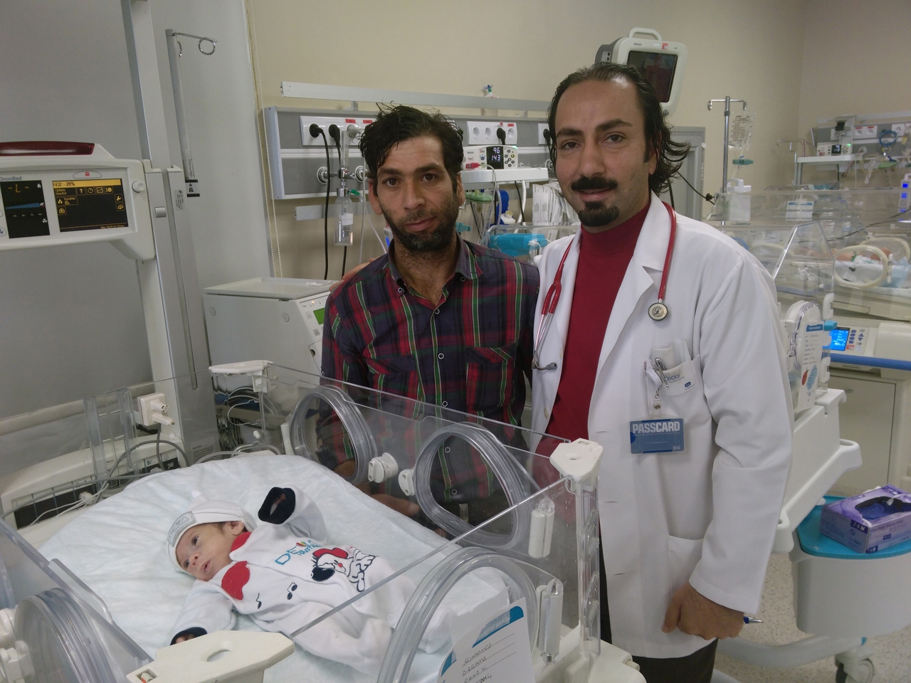 90 gün kuvözde kalan bebek hayata tutundu 90 gün kuvözde kalan bebek hayata tutundu